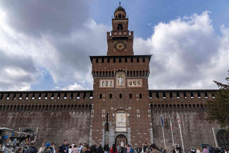 Italia - Milán 113 - castillo Sforzesco de Milán